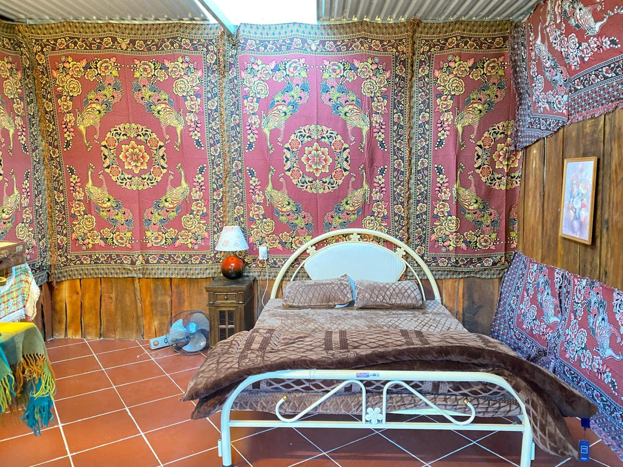 Coi Nguon Farm Glam Mang Den Hotel Kon Von Kla Buitenkant foto